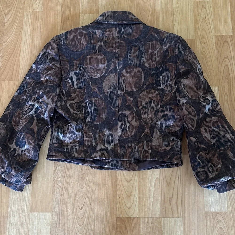 Louis Feraud Leopards Print Evening Jacket - Picture 5 of 14